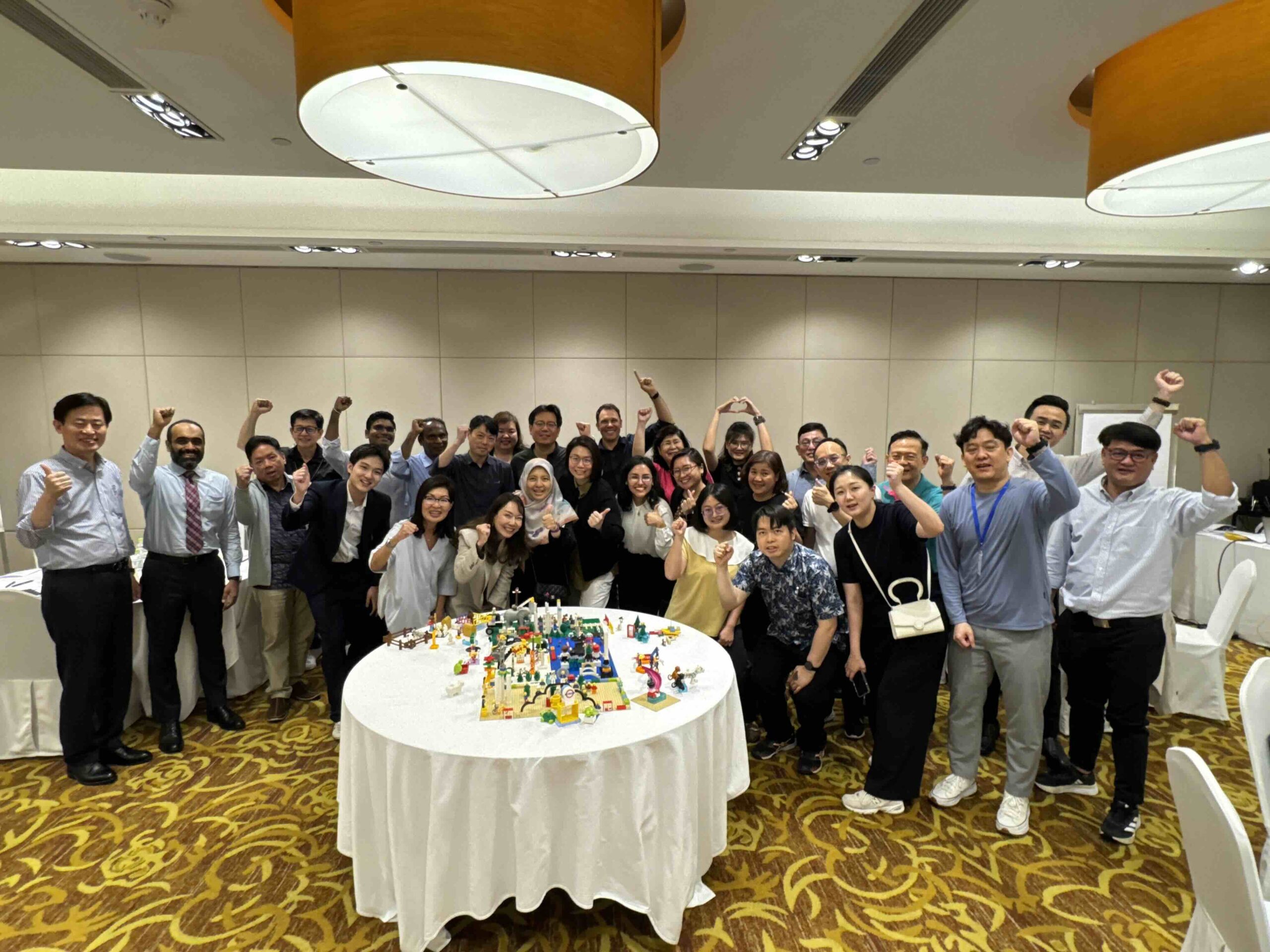 BRAVEWAY-ผู้นำการจัดการอบรม Team Synergy ด้วยกระบวนการ LEGO SERIOUS PLAY